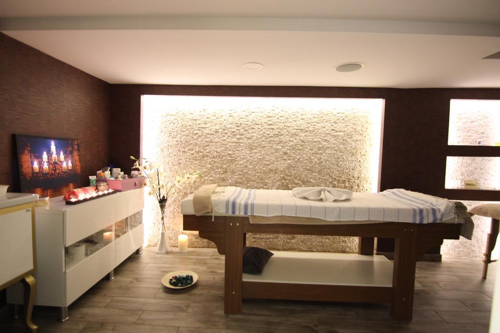 Diamond Royal Hotel 3*