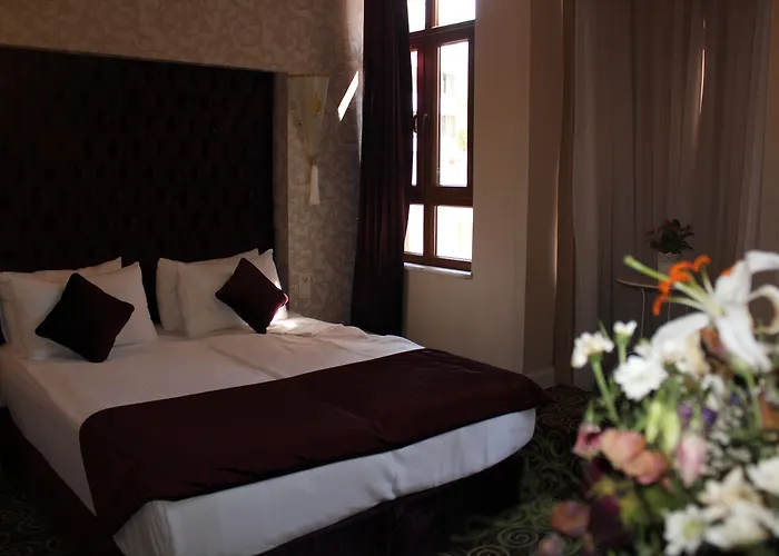 Diamond Royal Hotel